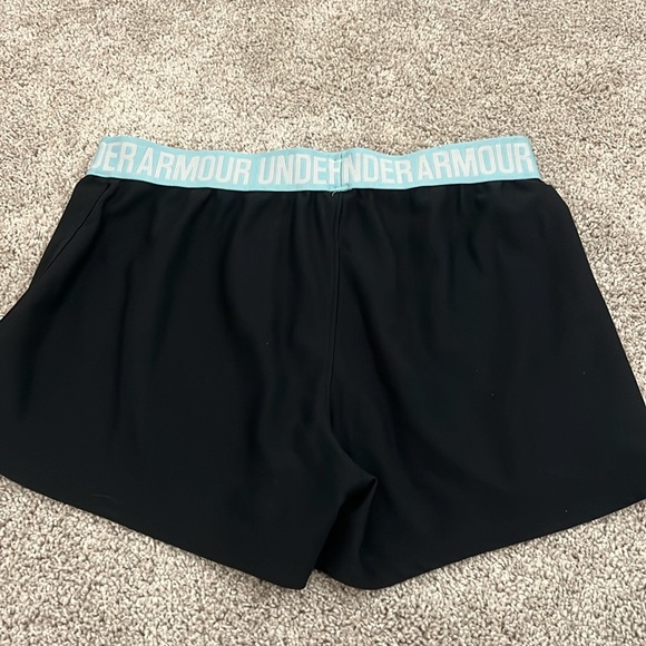 💝Under armour shorts - Picture 3 of 3